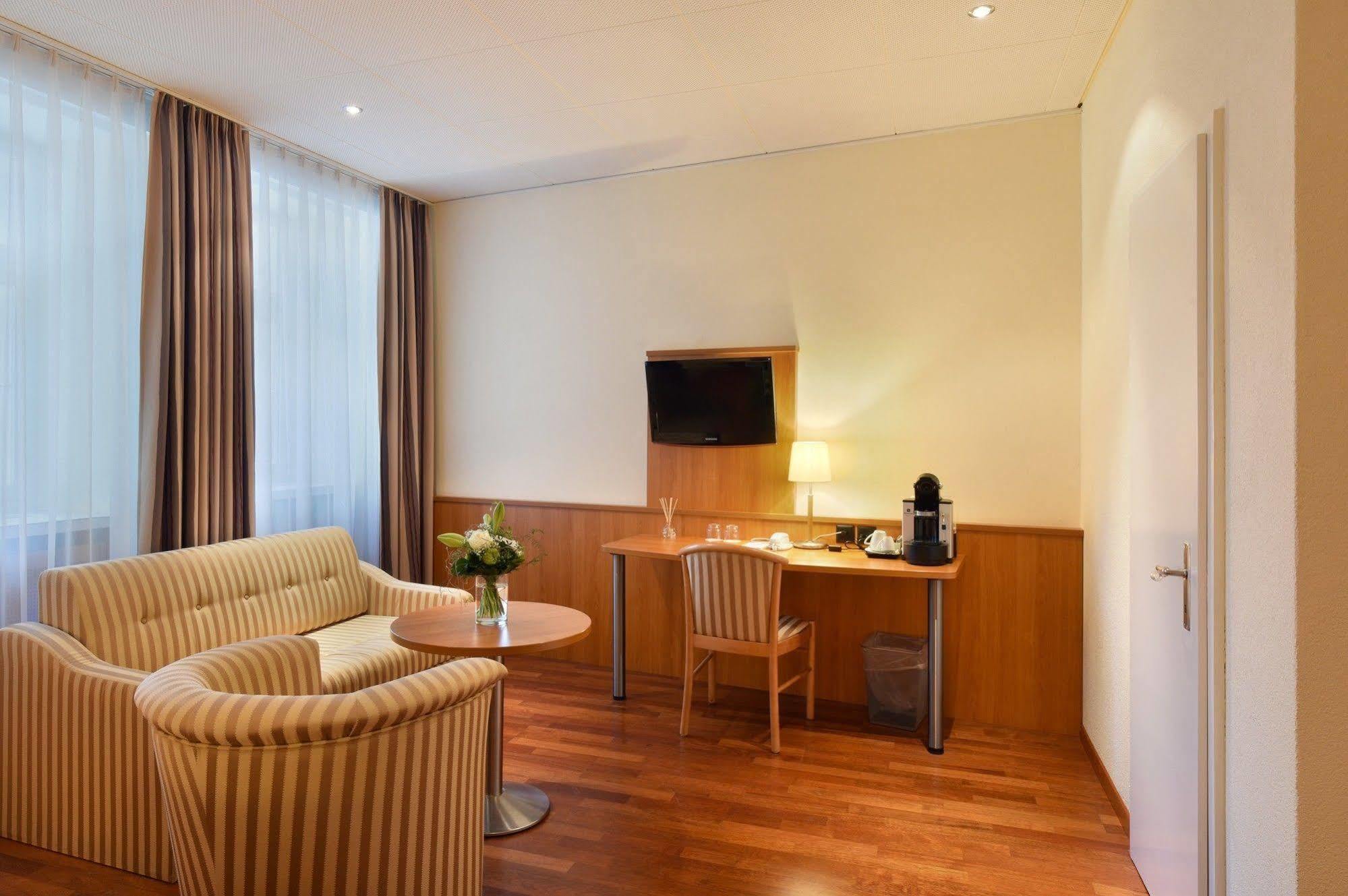 Apart Hotel Amadeo Zofingen Luaran gambar